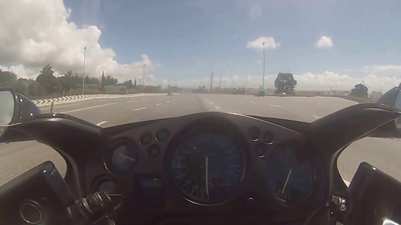 Full Throttle CBR1100XX ; BMW S1000RR
