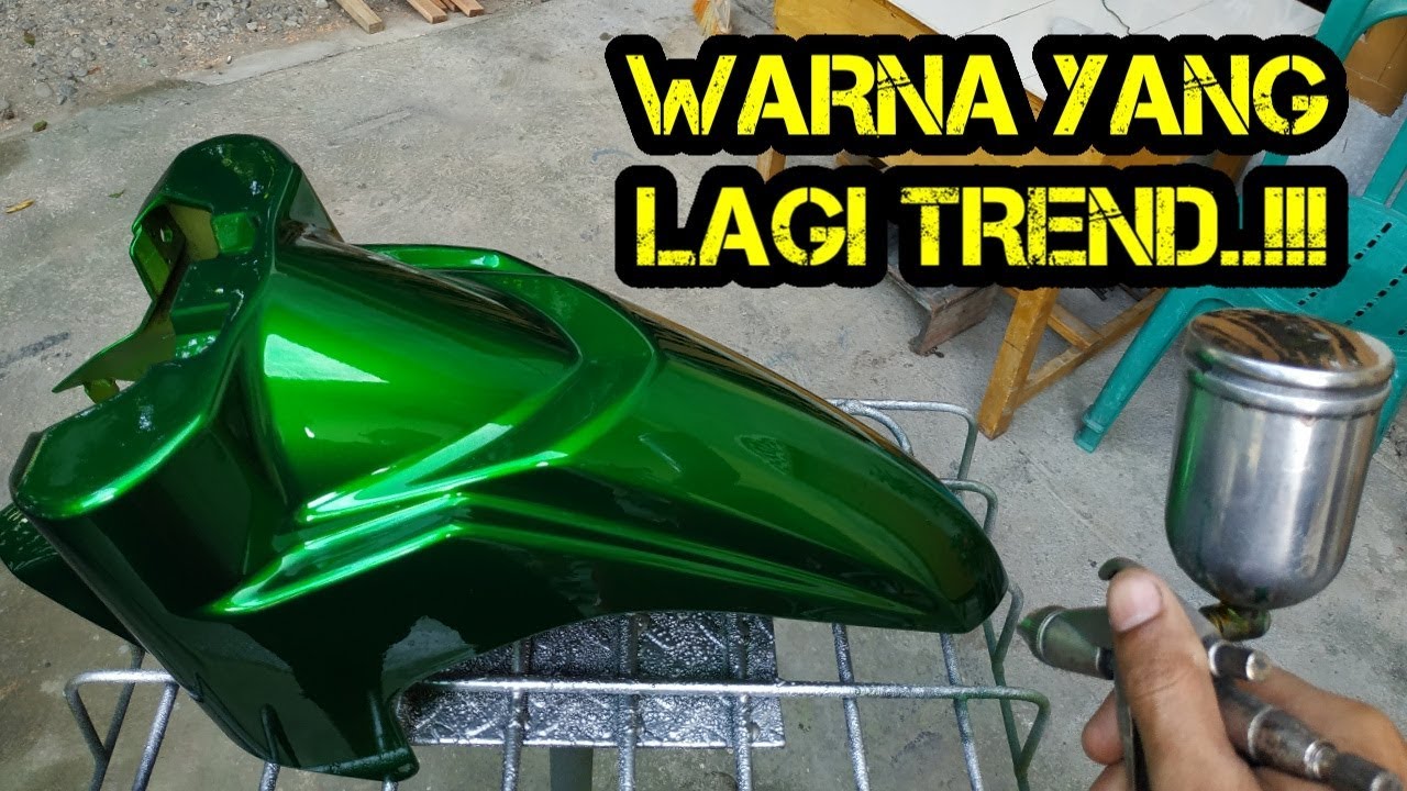 Cat CANDY TONE HIJAU, green bottle