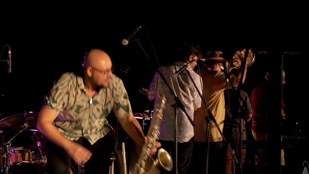 Hermeto Pascoal & Grupo – Ciclo de conciertos a la puesta del sol en el Cables Inglés