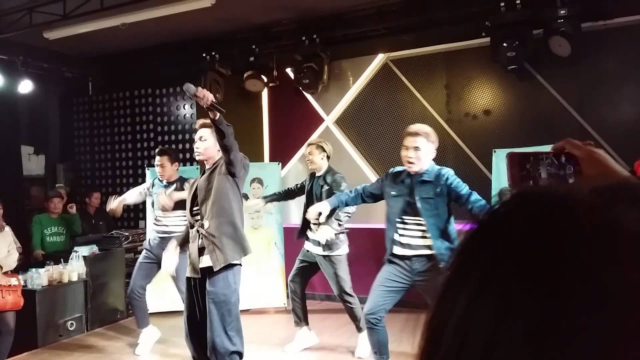 V&agrave; Như Thế 365daband k&yacute; album It's 365  fancam_27/12/2015