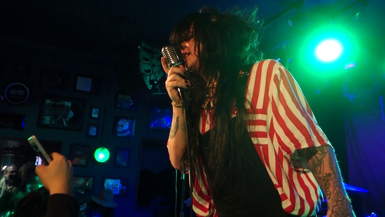 Trench Dogs, Ode To Ashes, Harry B James 2019 01 11