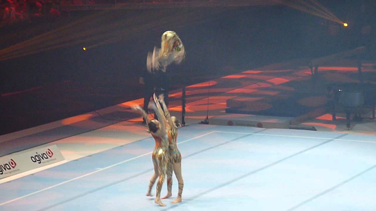 Gymgala Antwerpen 2014 : trio Kaat Dumarey, Ineke Van Schoor en Julie Van Gelder