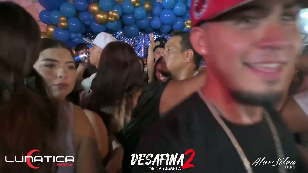 Negro Gzz y Los Aferra2 | Bien Amanecido | En Vivo