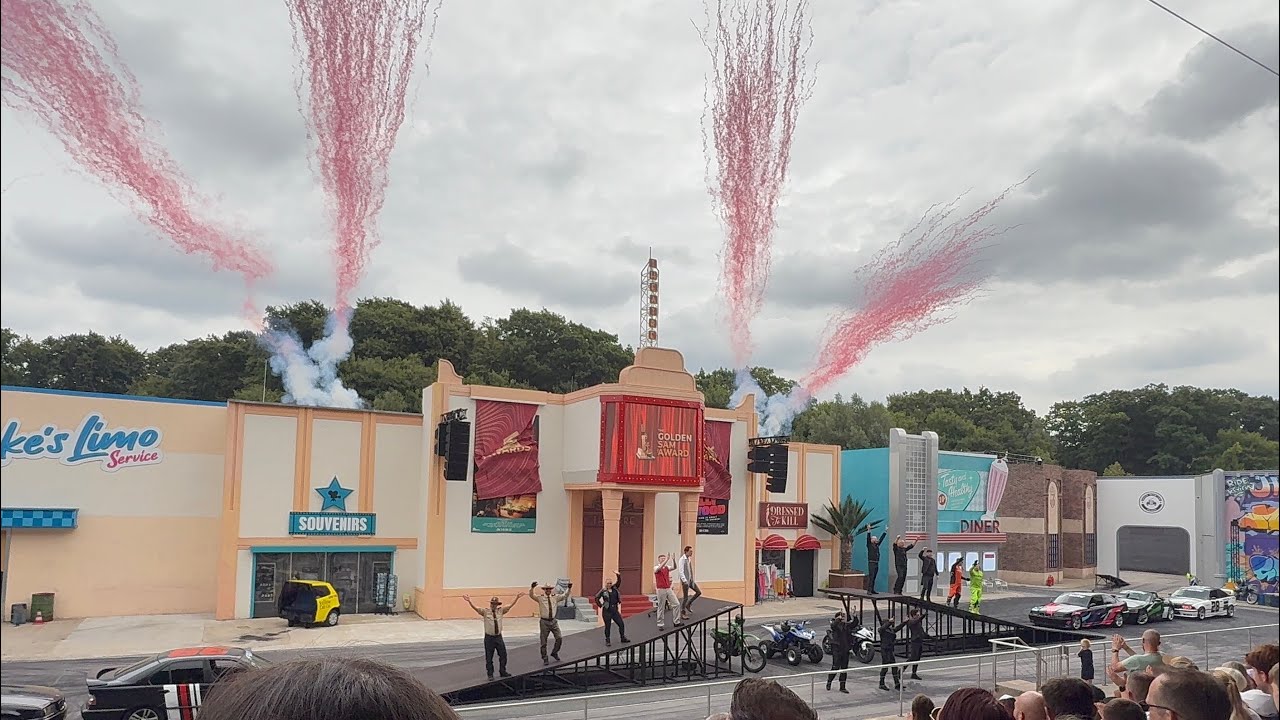 Operation red Carpet Stuntshow am Spotlight Tag - Movie Park Germany 25
