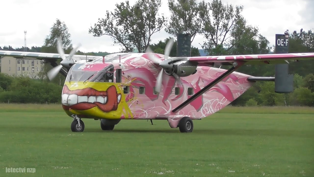 PINK SKYVAN - 3x Short SC.7 Skyvan