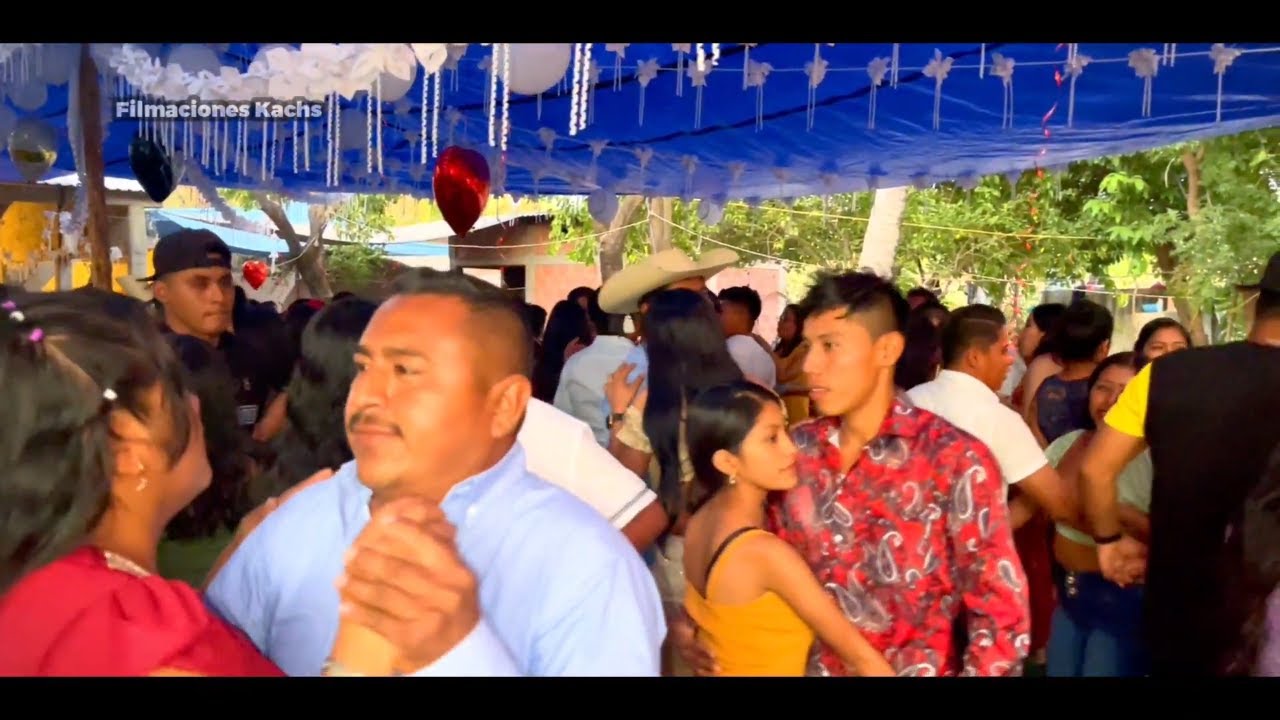 Pero Mira Como Bailan Y Gozan En La Boda Del pueblo de Valle Luz Gro 2023 (parte 5)