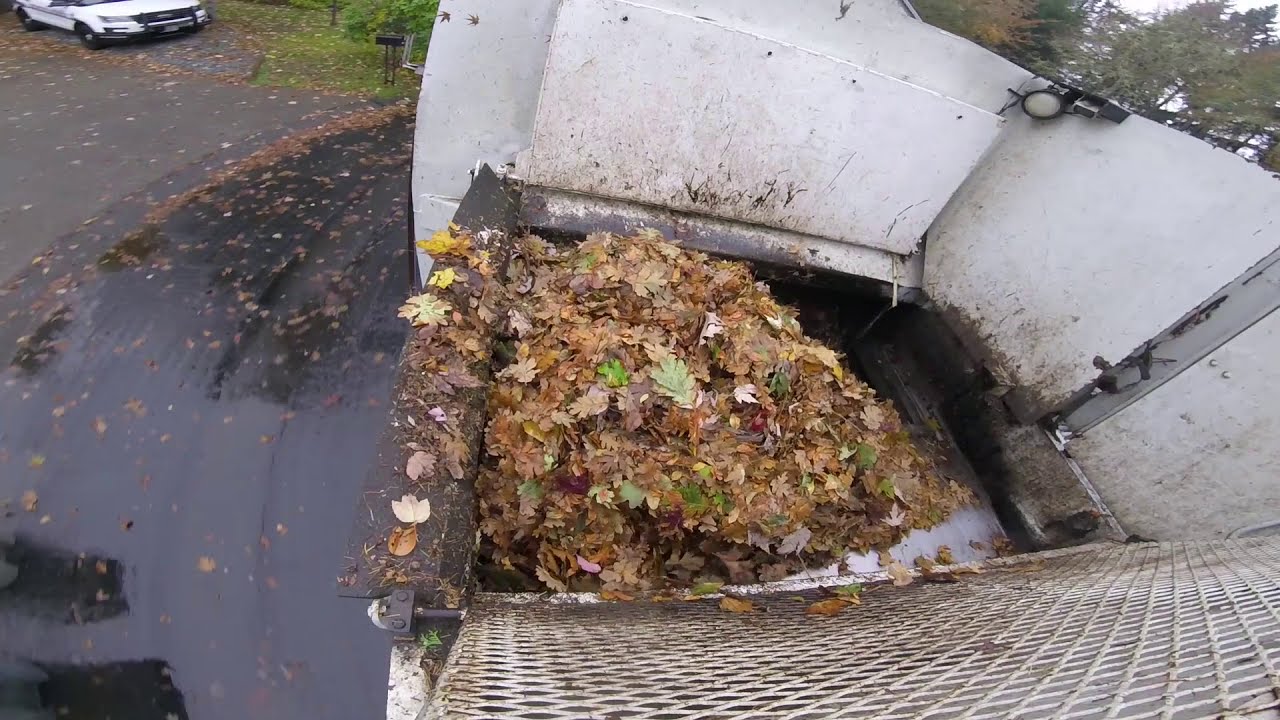 Curbtender Hopper Packing Leaves Part 3