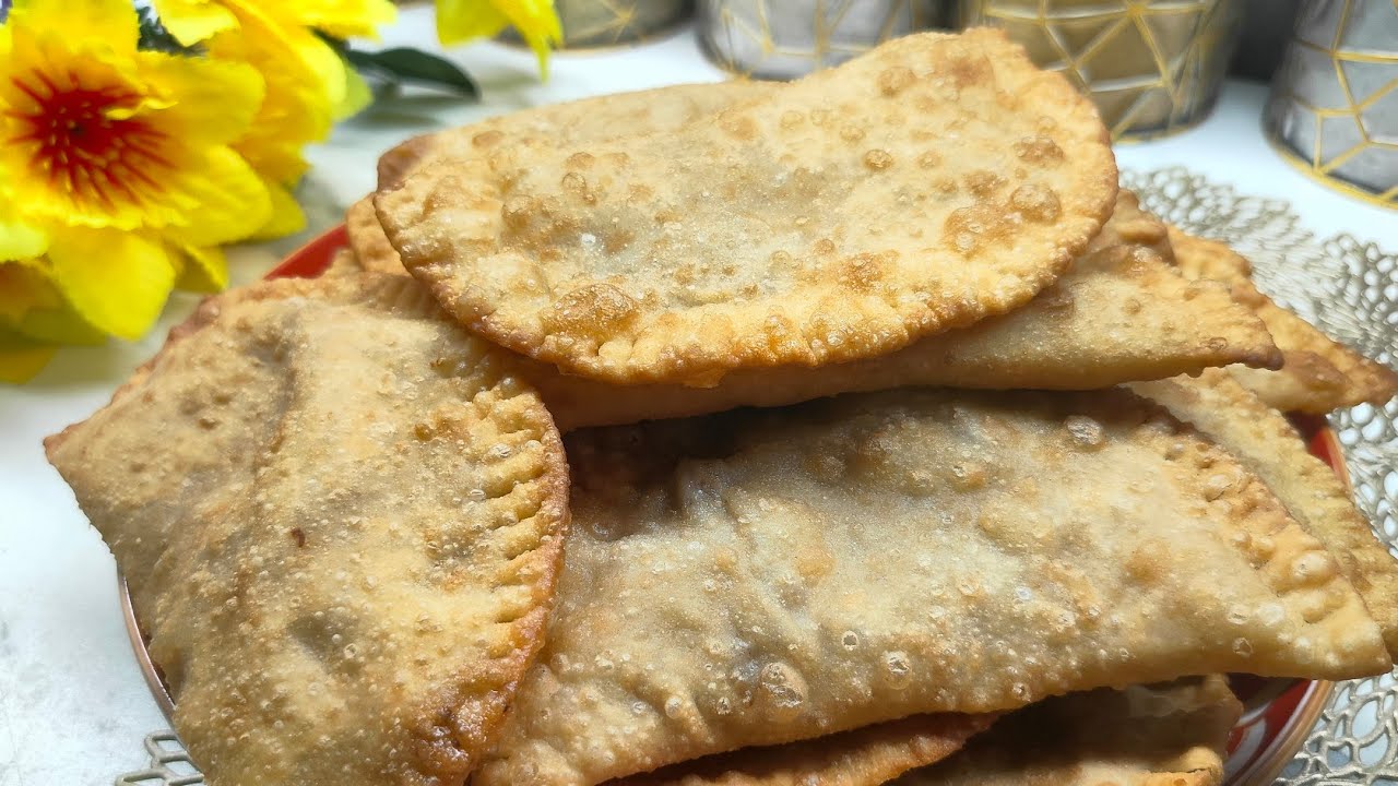 Готовим самый вкусный чебуреки, обязательно приготовьте.