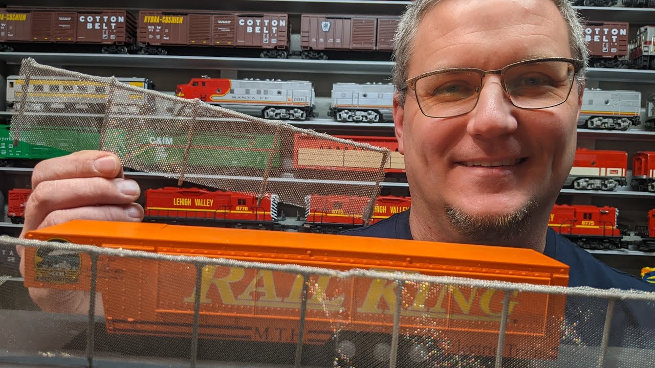 Check Out This Dollar Store Hack for your Model Railroad!!! Chain Link Fences