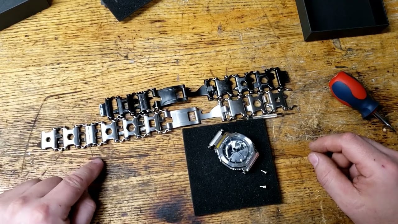 Gshock + Leatherman tread + btt