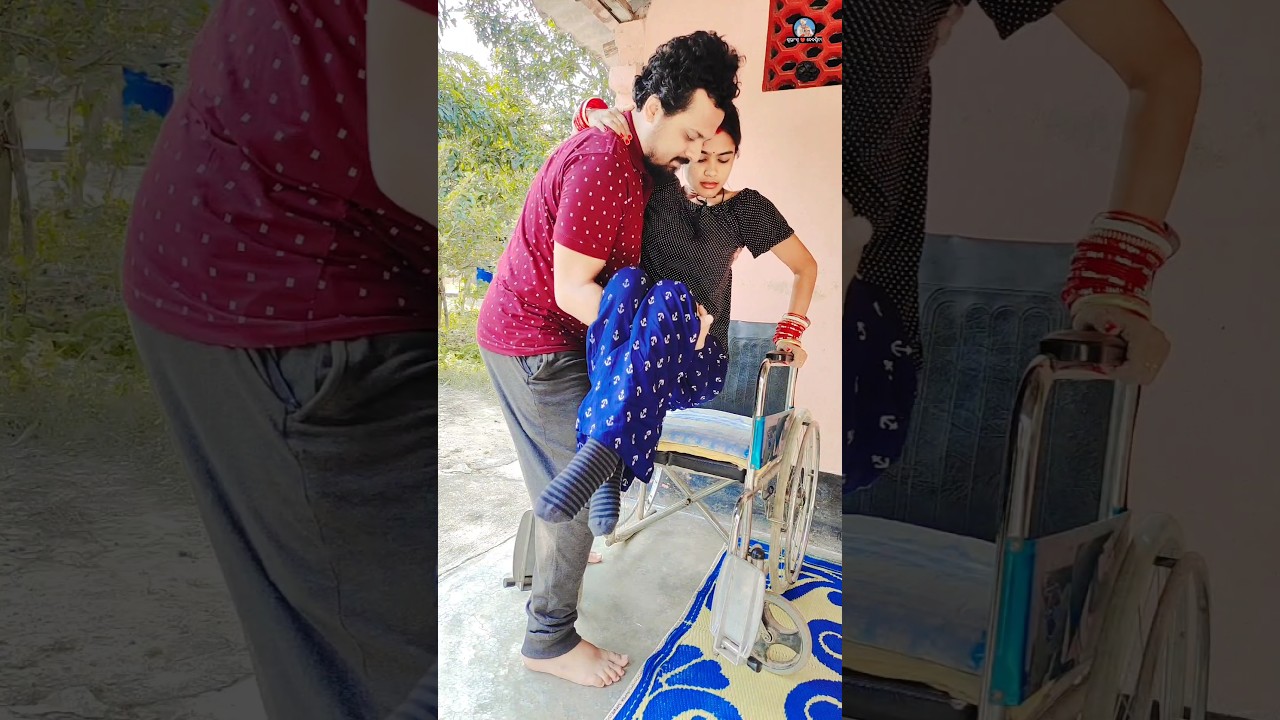 ama love story❤️👩&zwj;❤️&zwj;💋&zwj;👨#love #paralysis #besthusband #realstory
