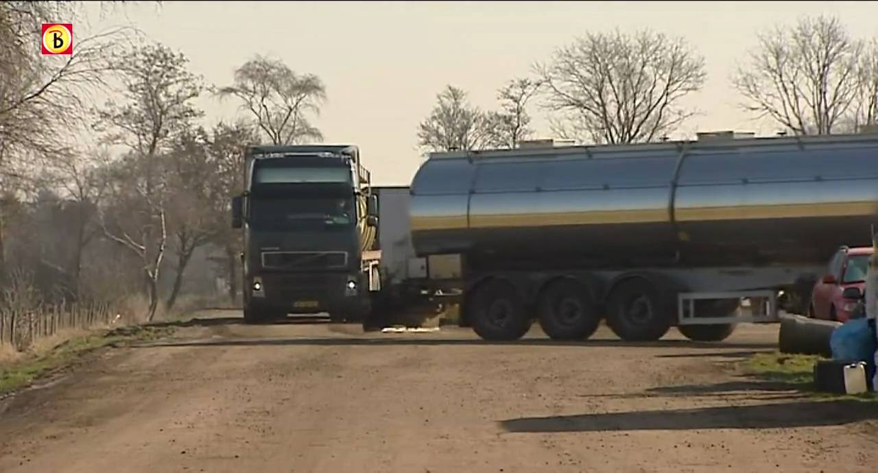 Grote inval bij varkensbedrijf Lierop