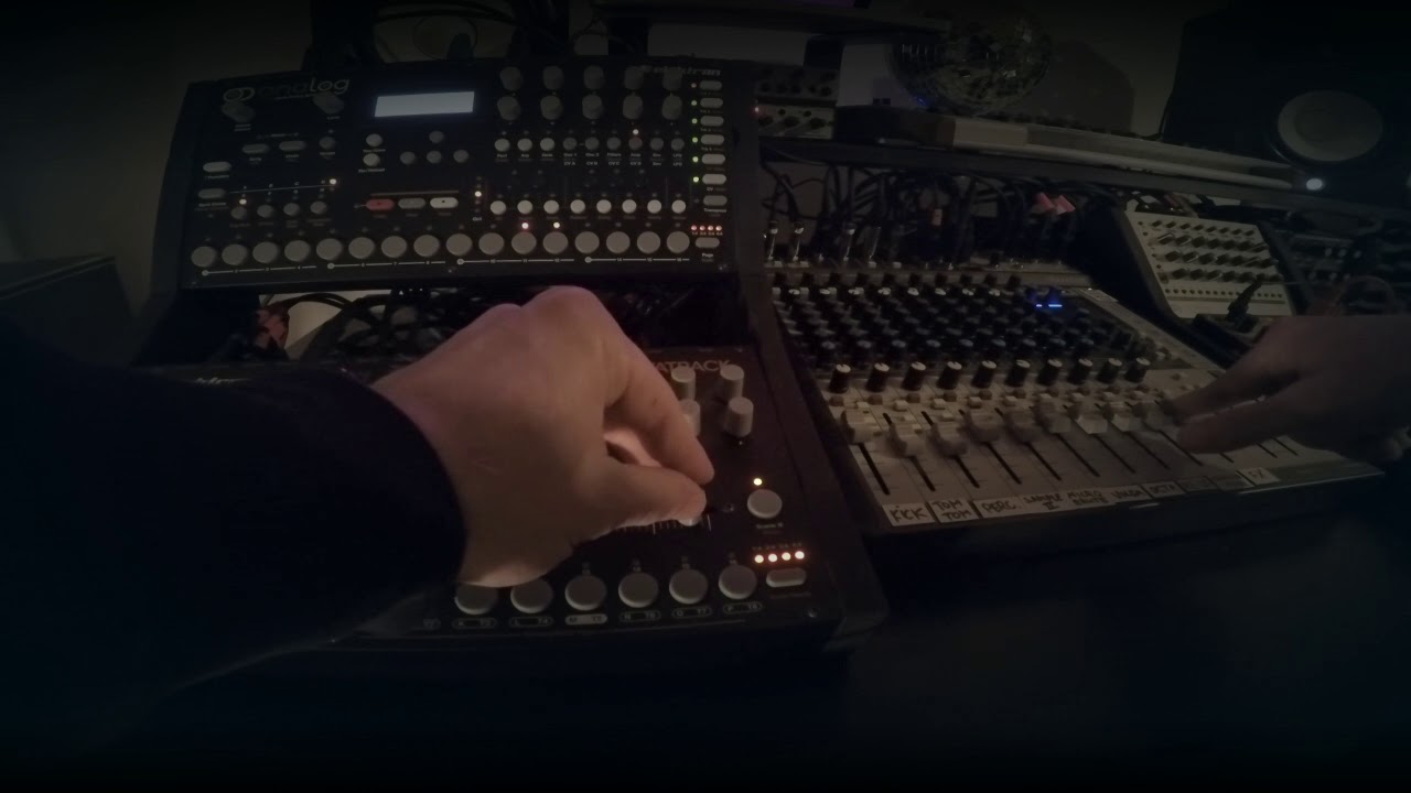 DAWLESS DUBTECHNO JAM 3 // Elektron // Korg // Arturia // Roland // MFB // SOUNDCRAFT
