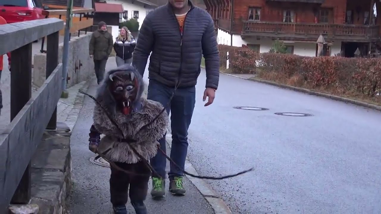 Huattei - bass  2022   Kinder - Nachwuchs Krampusse in Oberbayern