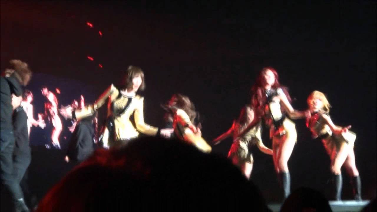 120218 Break It @ KARA, 2012 The 1st Concert 