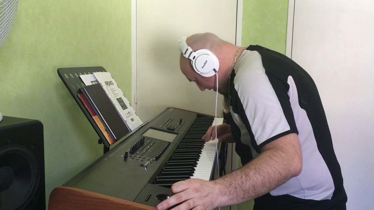 Benjamin Naire keyboard solo