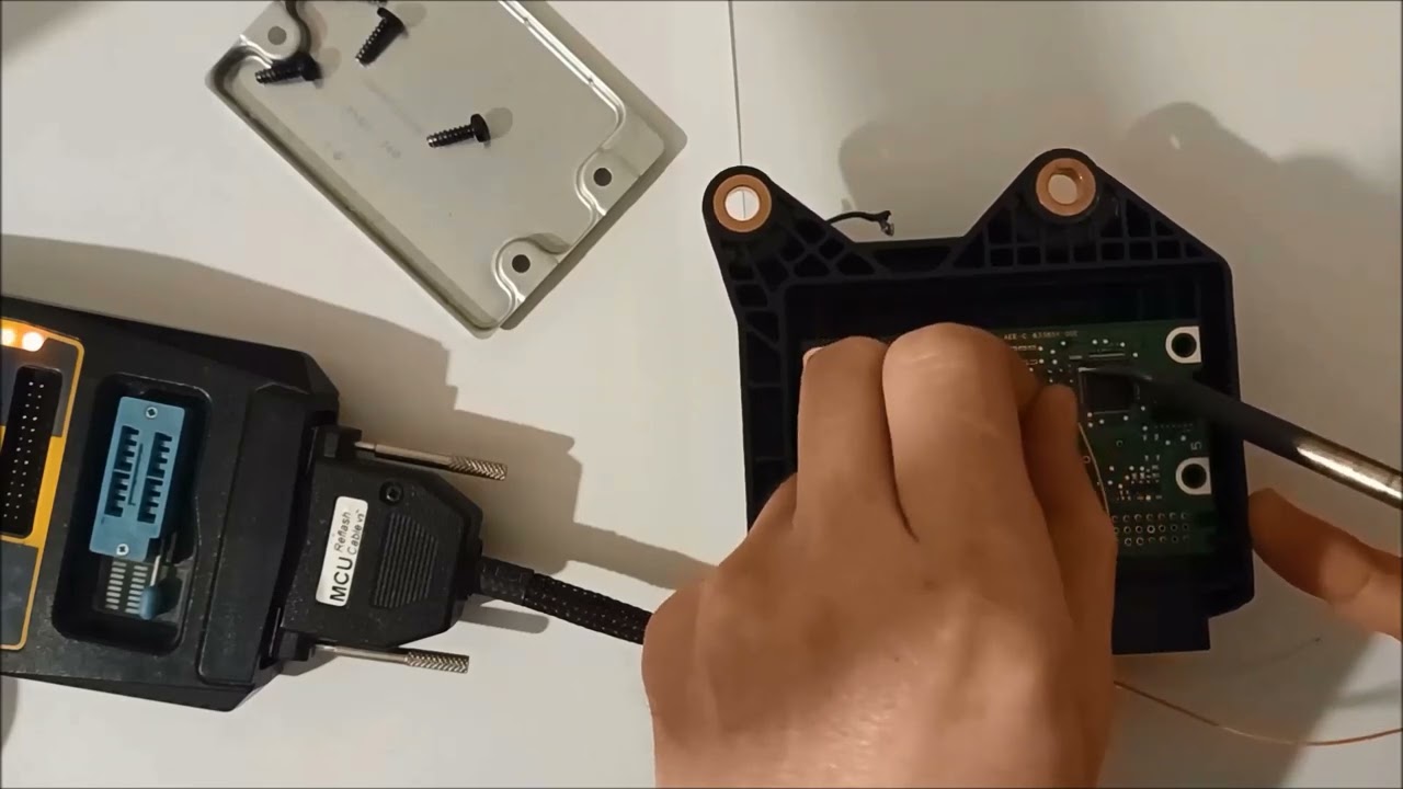 Read and Reset Data from TC222 16 in Citroen Opel  9835661480 Veoneer 680009600 Airbag ECU Ver2
