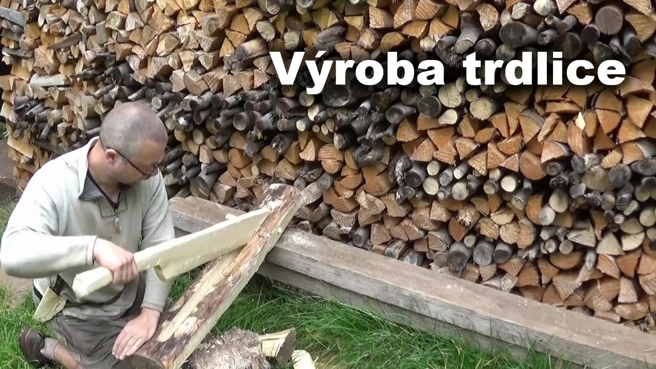 Výroba trdlice - Výroba provazu z kopřivových vláken