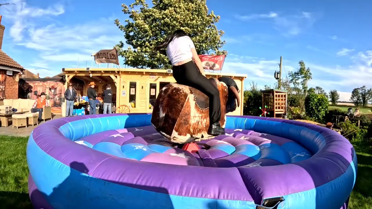 Rodeo Bull out in Beeford 13/9/2025  www.buckinghull.co.uk 