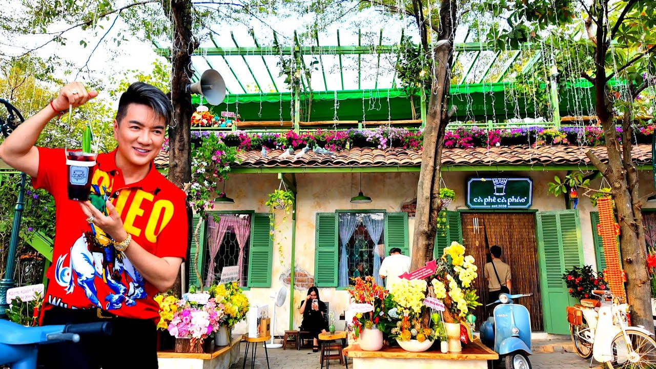 DẪN VIỆT KIỀU MỸ VÀO QUÁN CAFE CỦA CA SĨ ĐÀM VĨNH HƯNG NHƯ THẾ NÀO ? TẾT KHU NHÀ GIÀU Ở SÀI GÒN?