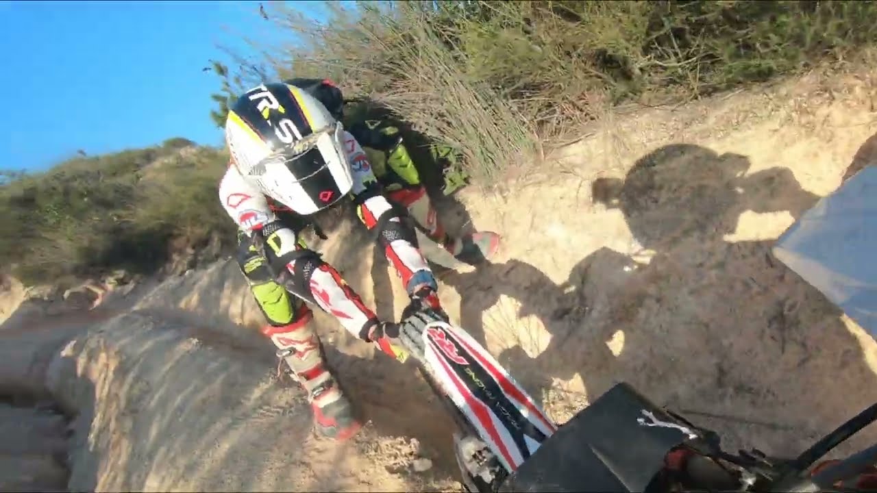 NO.77 TRS XTRACK