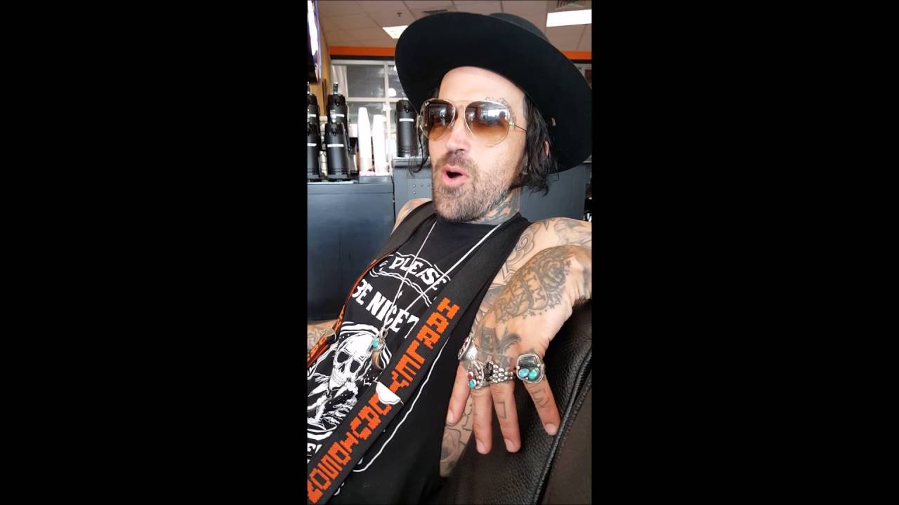 Yelawolf - Best Ex-Girlfriend Story EVER