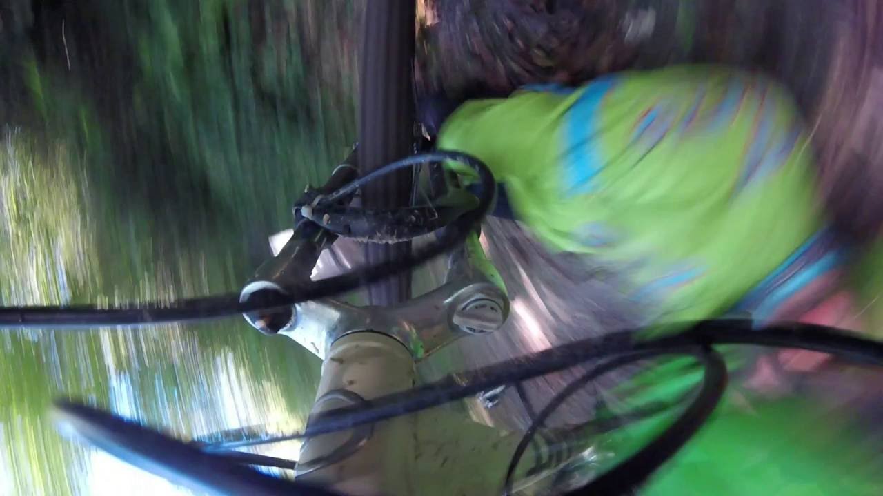 TRES GROSSE CHUTE VTT!!!