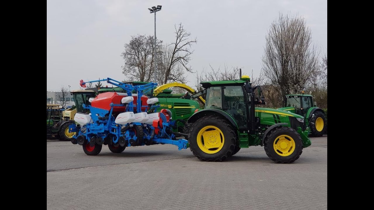 JOHN DEERE 5125r + monosem nx8 | Agriserv