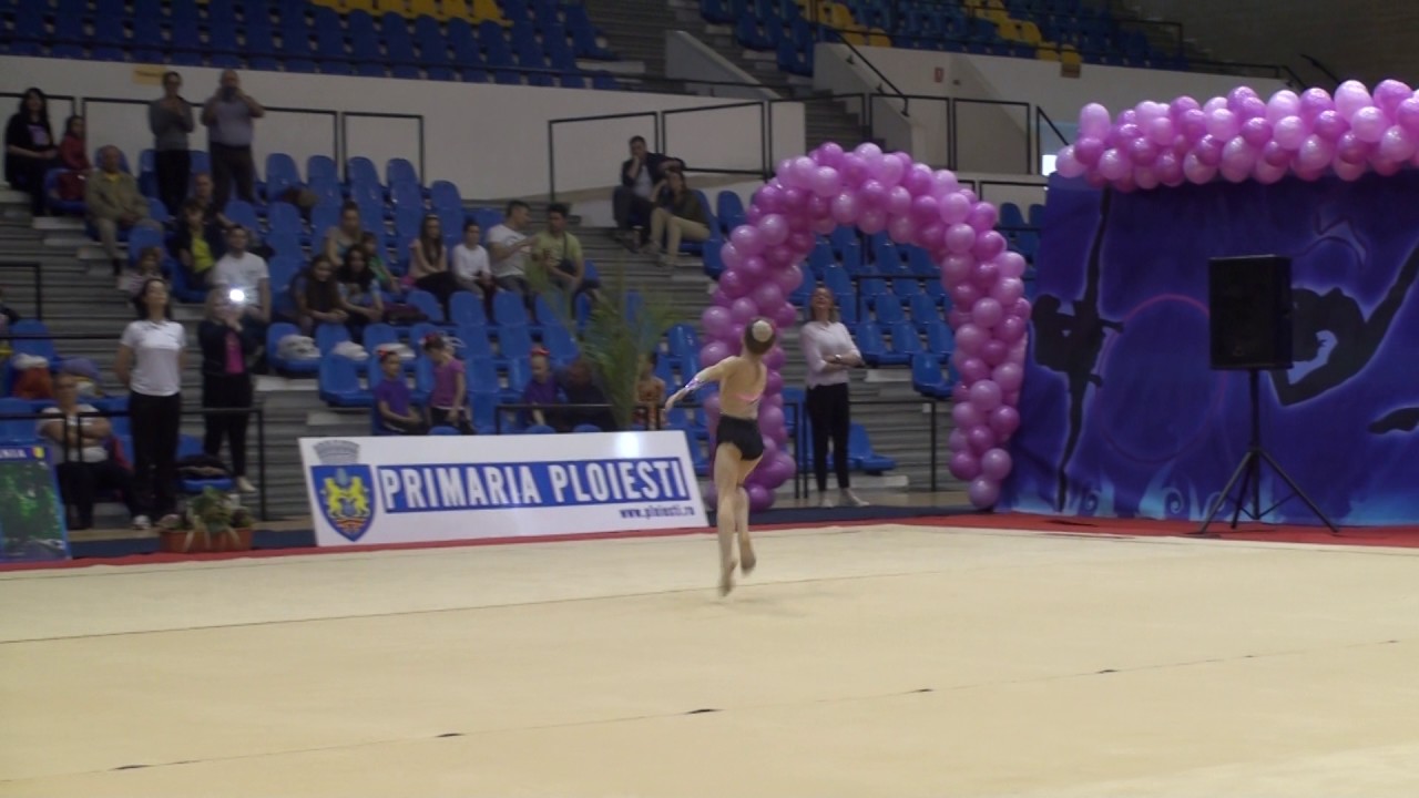 Maria Raducanu   CS UNEFS Bucuresti    Floor   CN Copii 2017