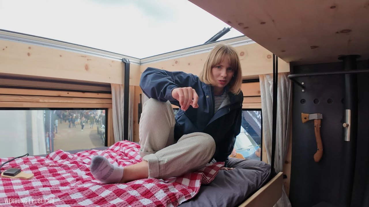 ZIRBENBOX STEALTH WOHNMOBILE 2025 🤩 Innen Chalet Style - AUSSEN LKW mit Ladung auf Tatra PHOENIX 4x4
