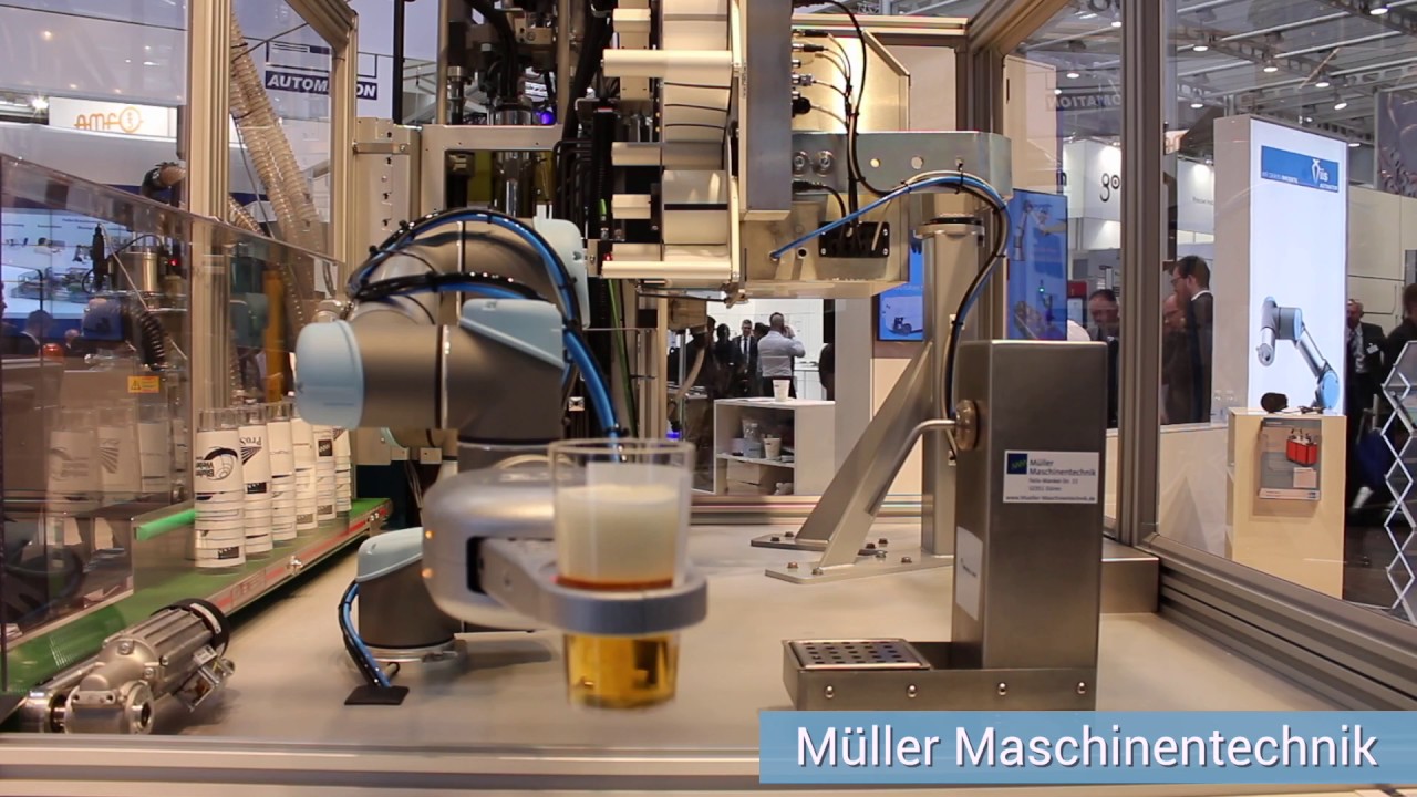Collaboration at all levels – experience Universal Robots in 21 applications at Hanover Fair 2017