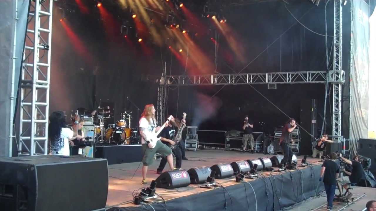 Six Feet Under - 2012 tour video