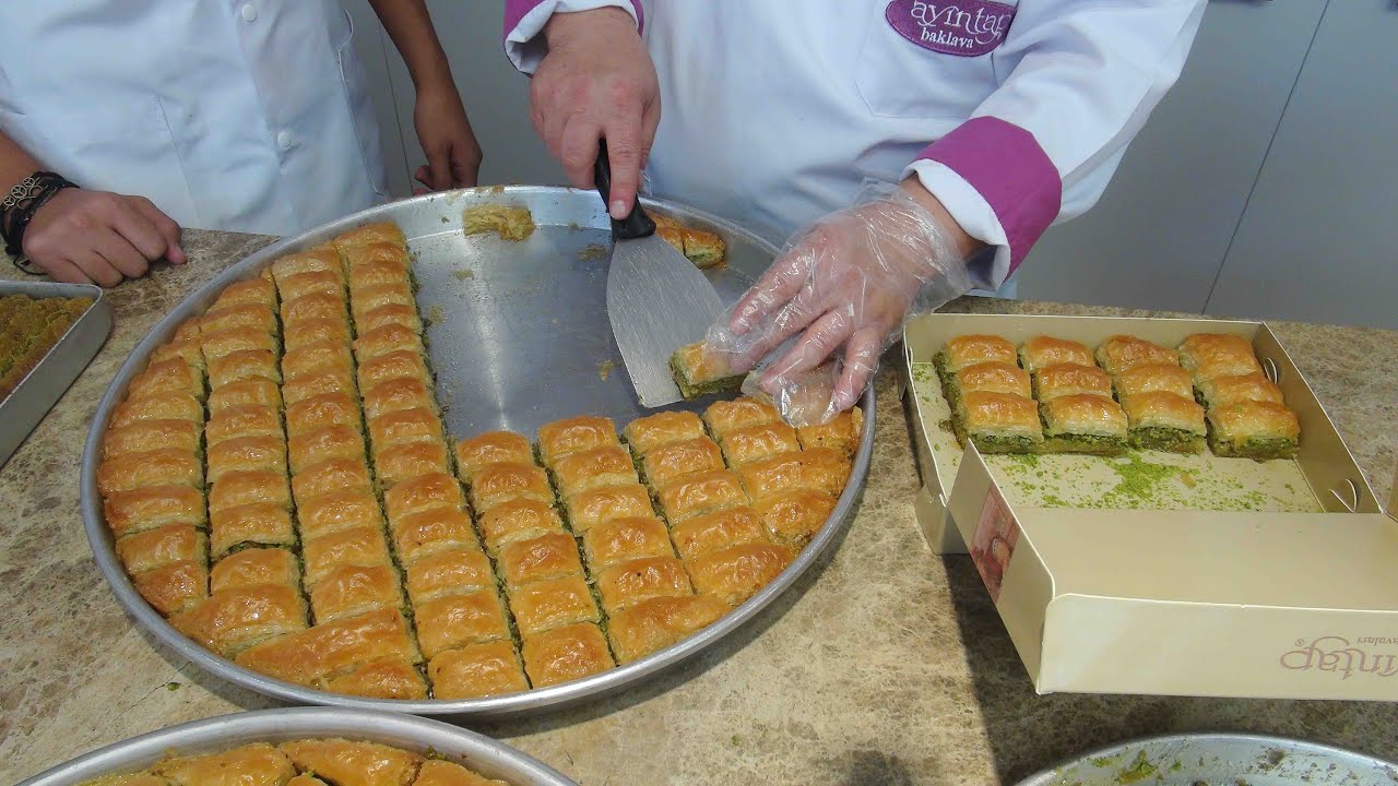 Gaziantep'teki baklavacılarda bayram yoğunluğu