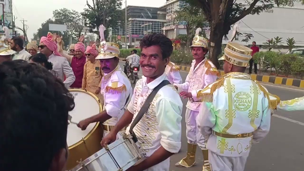 चुम्मा चुम्मा दे दे चुम्मा | Vadodara Sama savli road lilleria party plot | Kishan Band Himatnagar