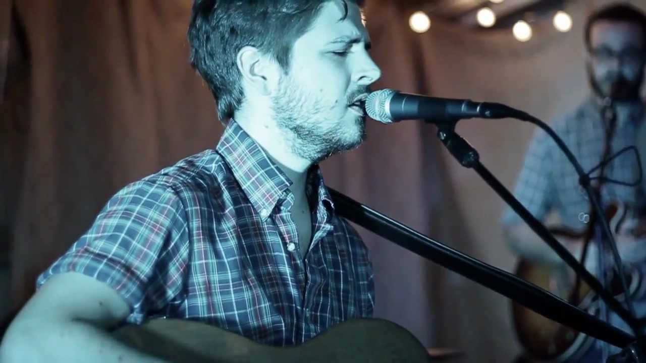Foreign Fields - Fake Arms (Live)