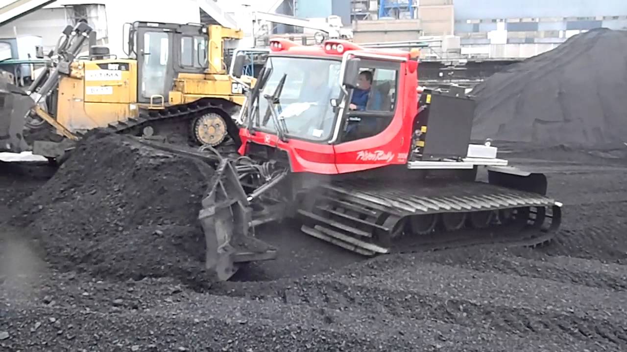 Pistenbully 300 polar Greentech vs D6T charbon essai 1