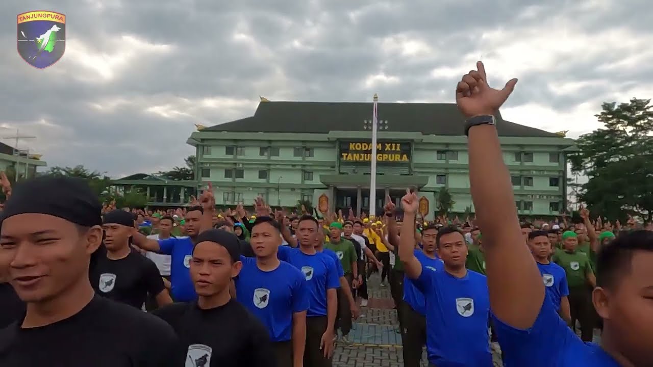 Joget Komando Kolosa Prajurit Kodam XII/Tanjungpura