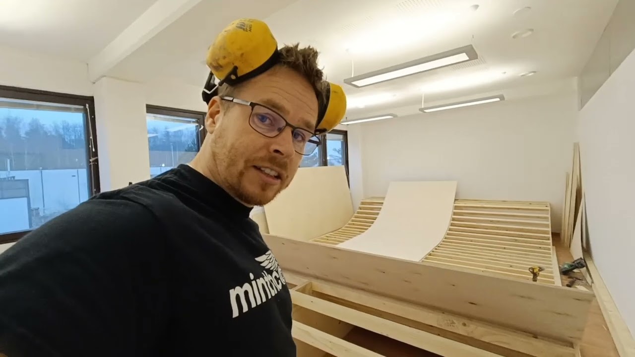 Minirampin Rakentaminen, timelapse, hintatietoja ja materiaalit.