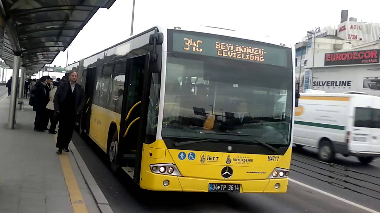 Bakırköy-İncirli Metrobüs Durağından görüntüler ( 31-01-2015 )
