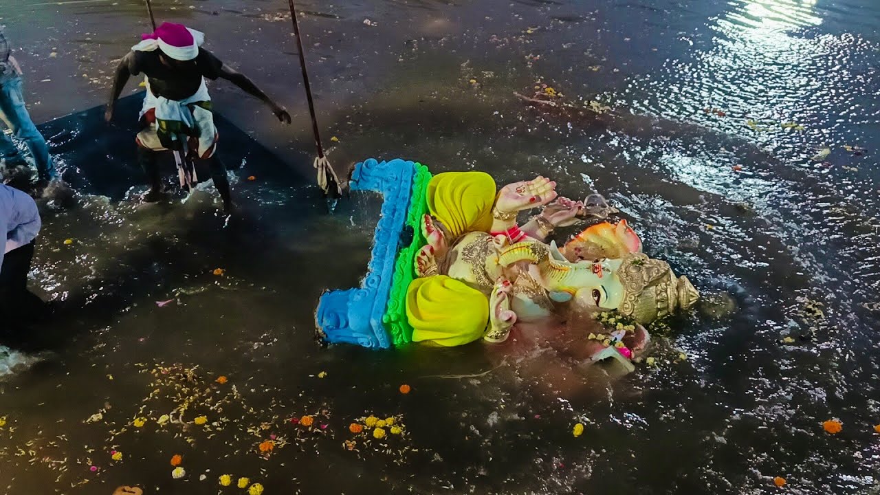 Ganesh Nimajjanam 2022 | Ganesh Visarjan In Tank Bund | Ganesh Immersion In Hussain Sagar