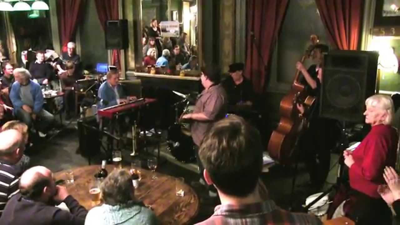 Geraint Watkins & The Mosquitoes - You Picked A Fine Time To Leave Me Lucille