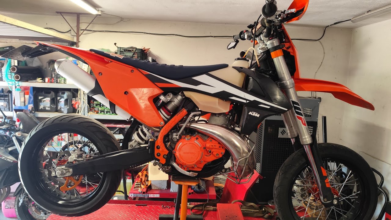 KTM EXC 250 wymiana tłoka oraz kilka usterek.