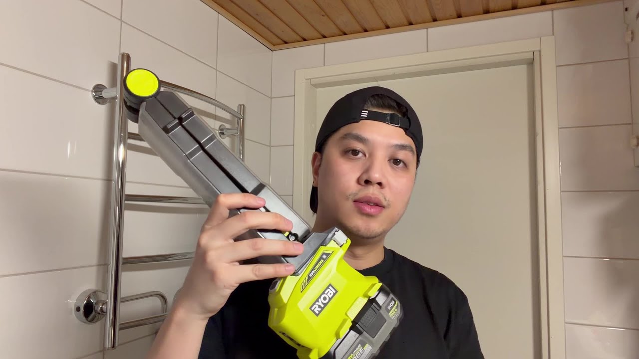 18V Taittuva työvalaisin : Tam - Käyttäjäkokemus - RYOBI®
