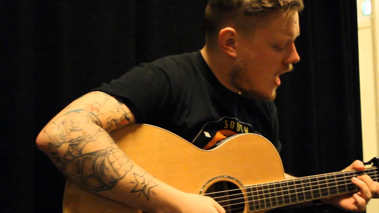 AcoustiXclusive: Ducking Punches - Six Years