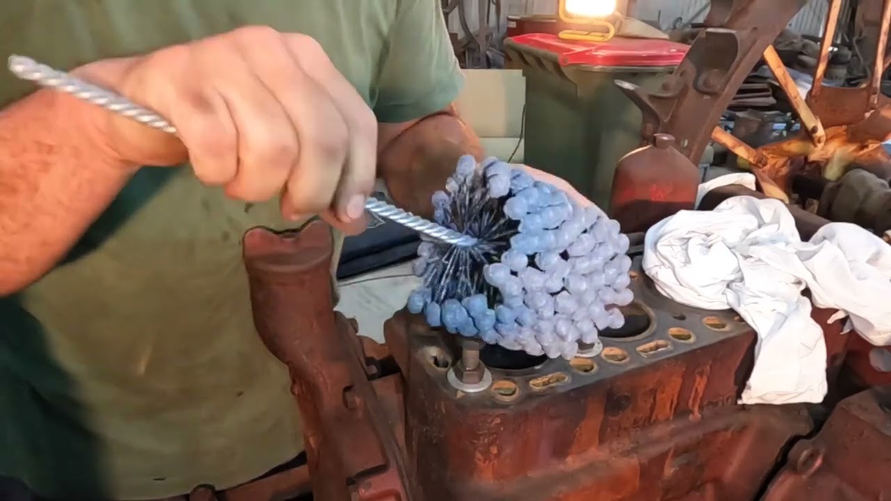 How to use a ridge removing tool and cylinder hone
