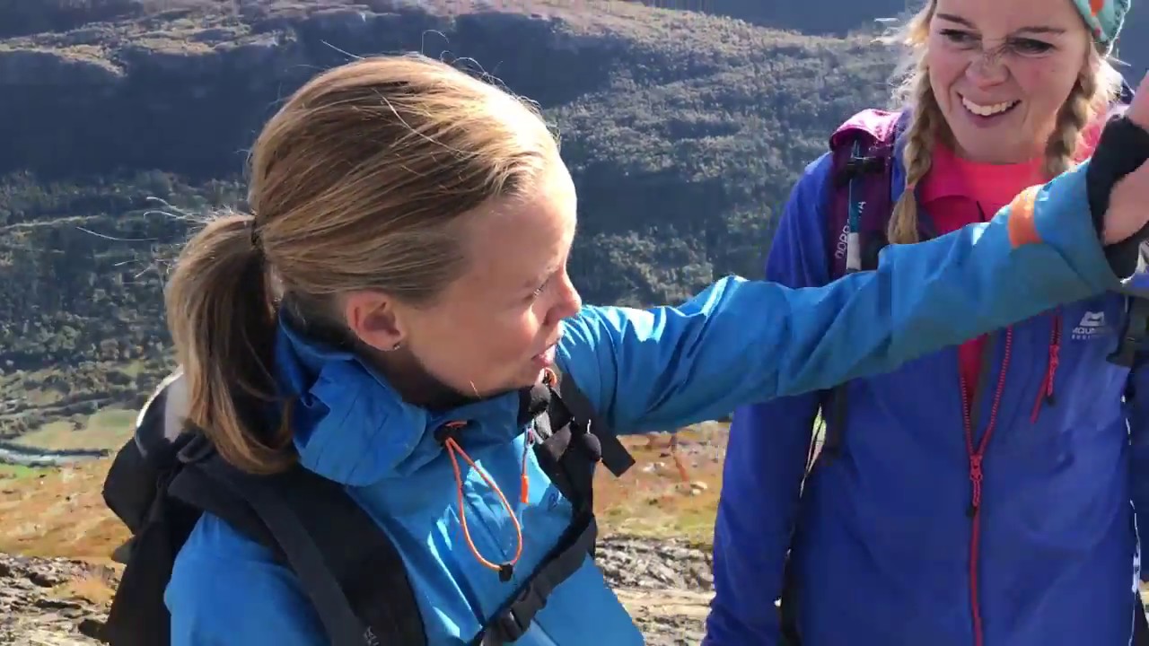 Topptur frå Lom sentrum: Kvilarsteinen og Lomseggen (1289 m.o.h.)