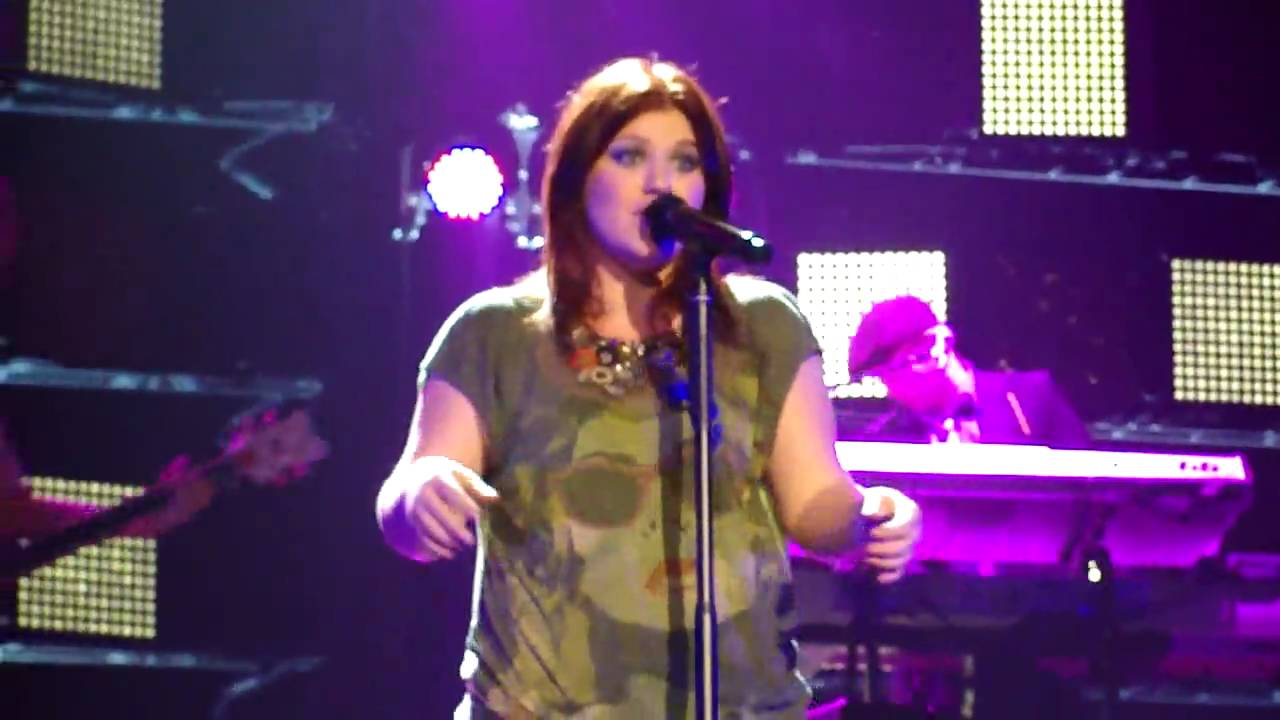 Kelly Clarkson - I Want You - Columbus, GA - 12/10/09