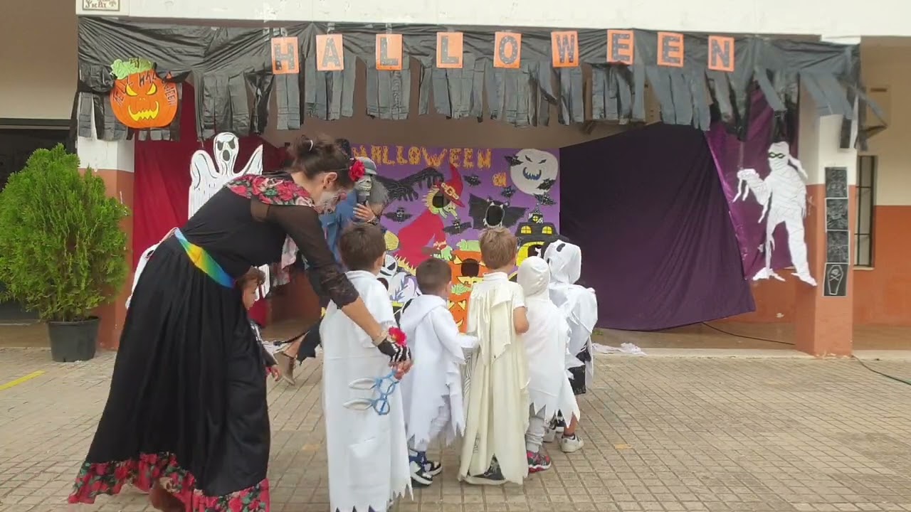 Baile Halloween Infantil 3 años 2022