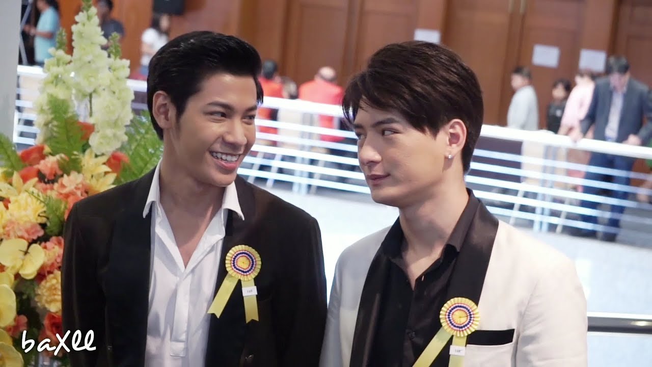 180408 Singto&Krist - ก่อนเข้างานรับรางวัล 