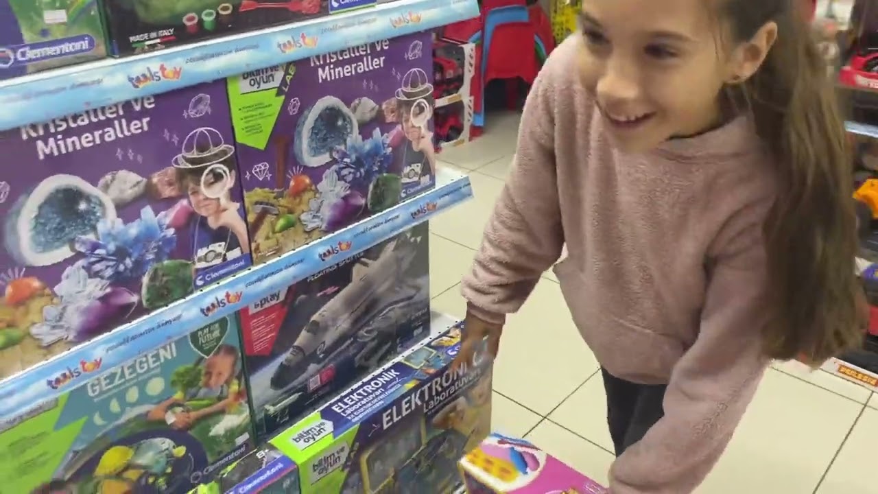 Arkadaşım i&ccedil;in alışveriş🥰 #oyun #oyuncak #keşfet #foryou #trending #funny #viral #video #fun #like
